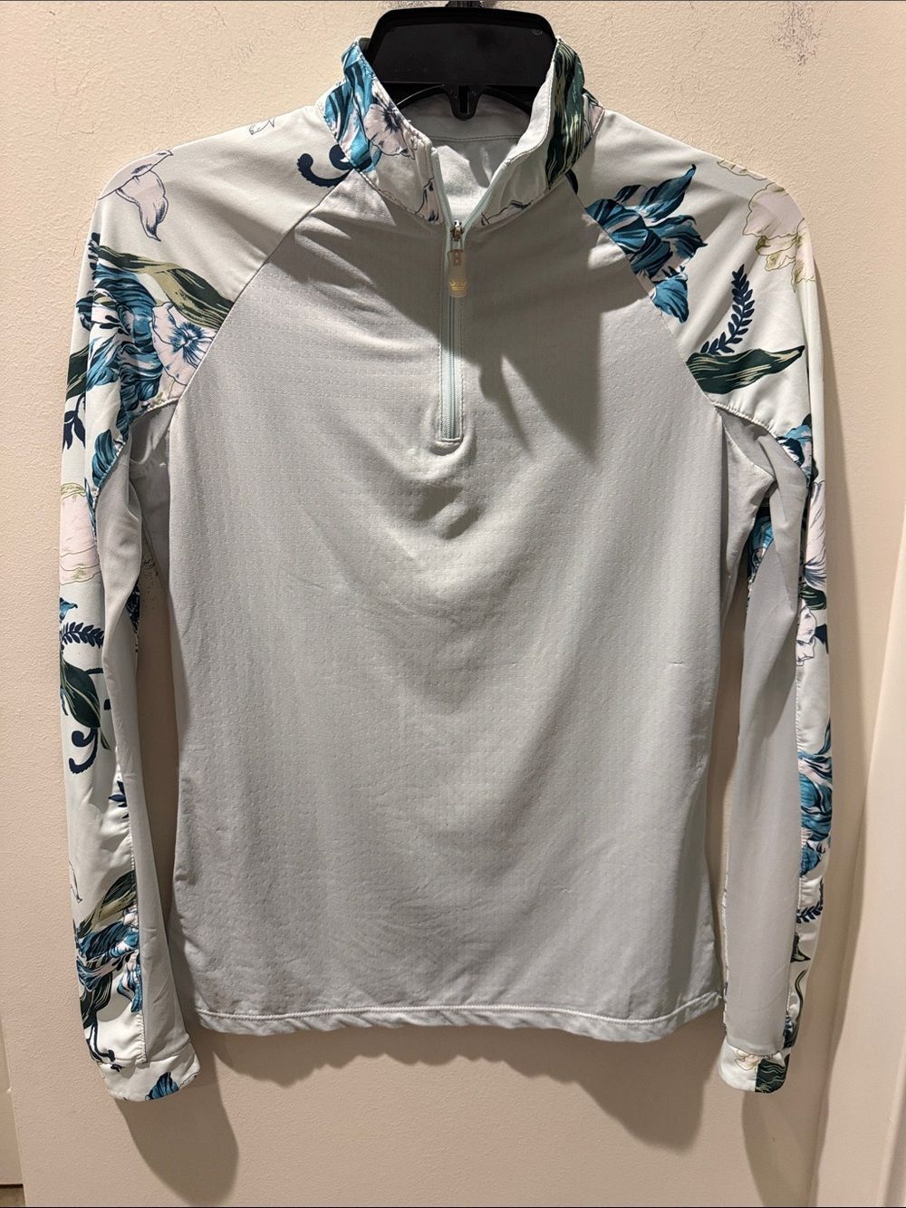 Kastel Light Green Quarter-Zip Jersey with Blue Floral Mesh Sleeve Accents sz S